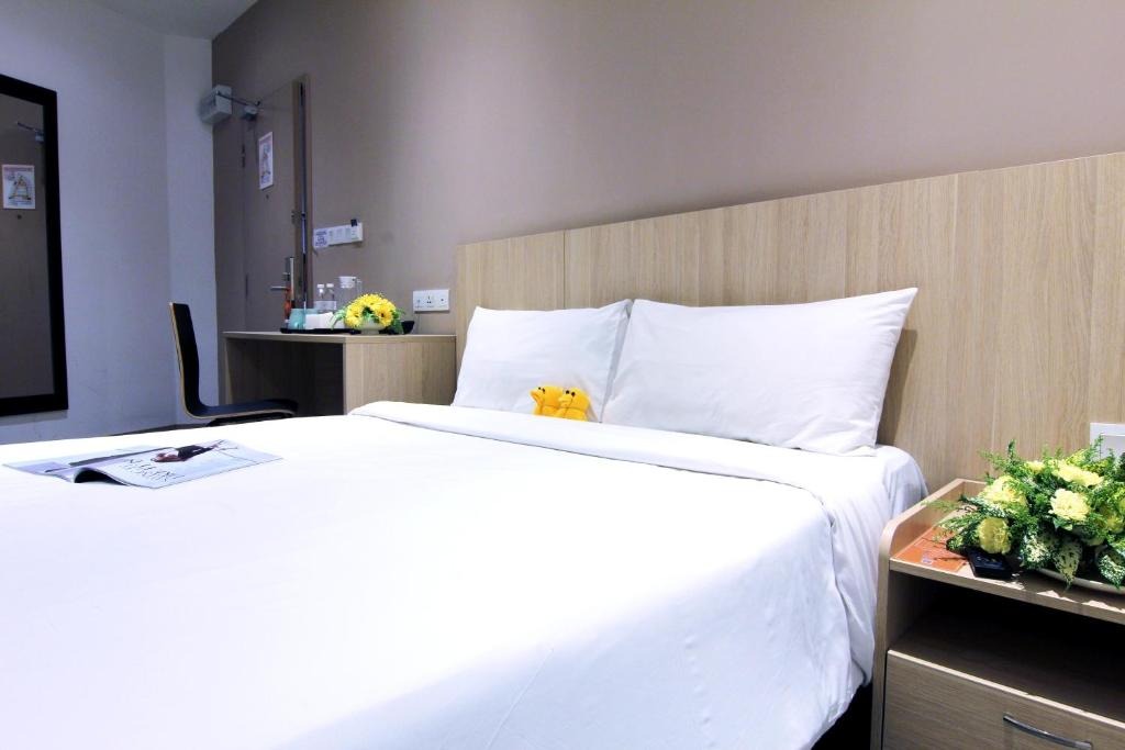 هتل پسیفیک اکسپرس چاینا تاون